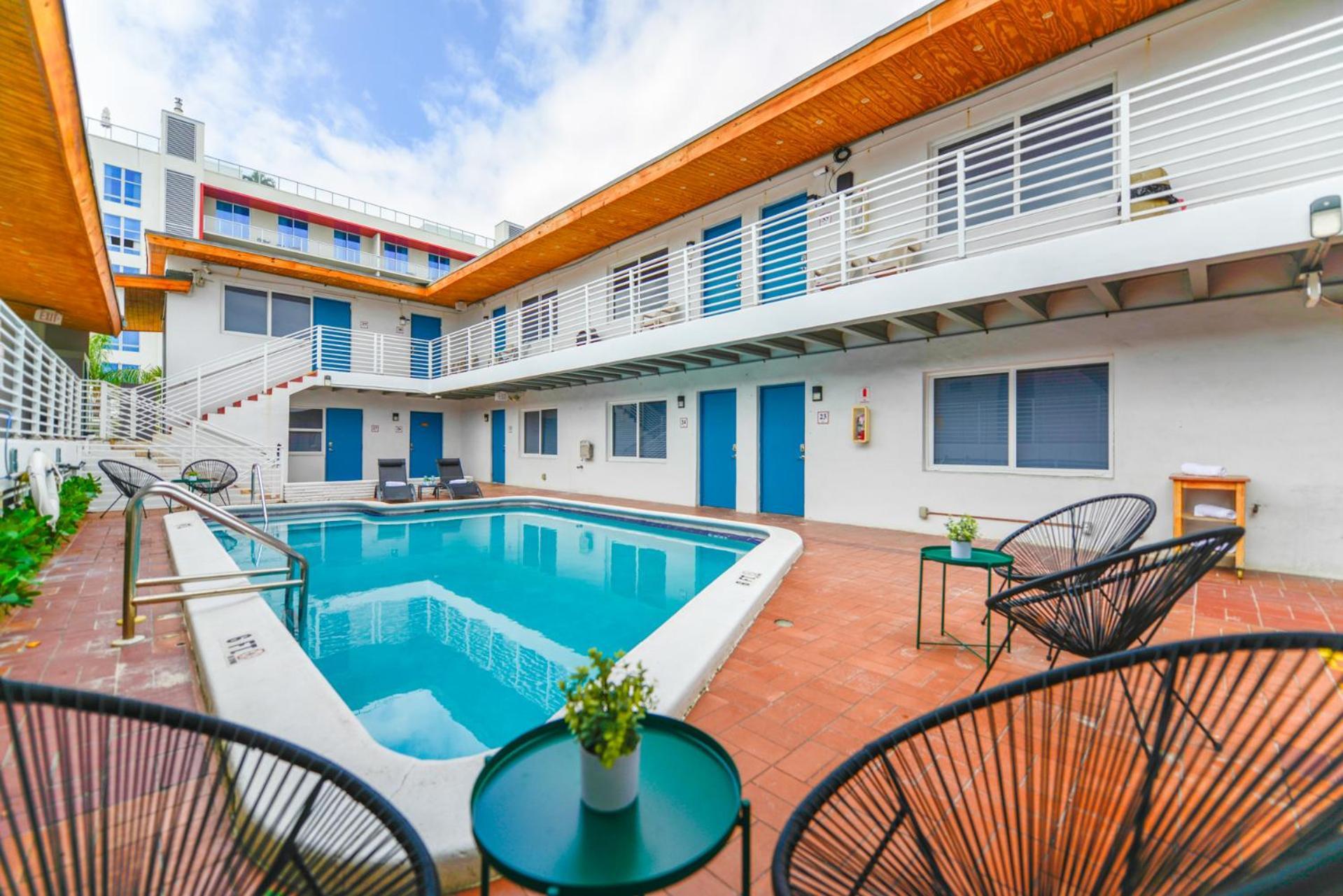 Ocean View Balcony With Pool & Parking -M42 Apartment Hollywood Luaran gambar